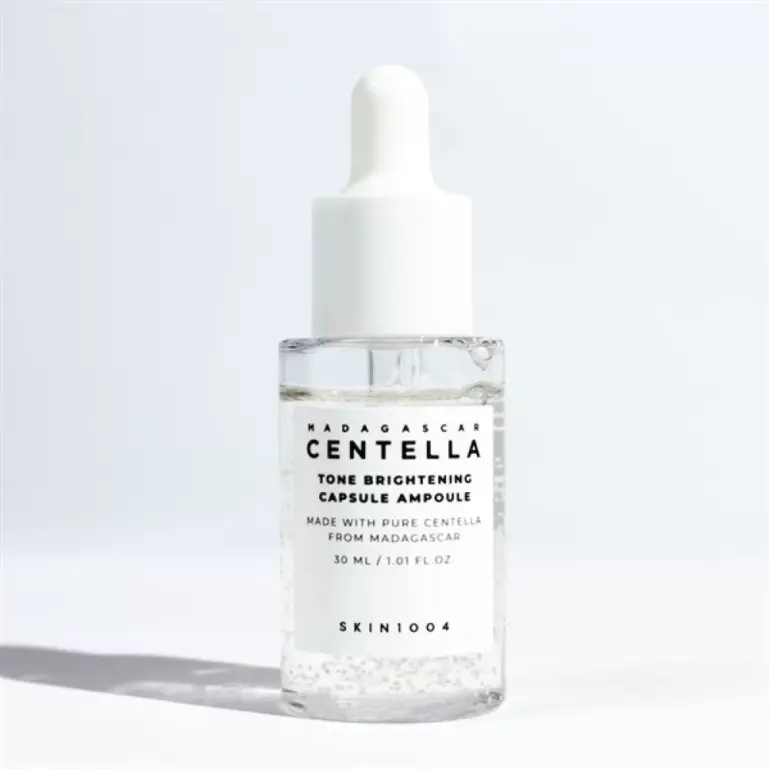 Skin1004 - Madagascar Centella Tone Brightening Capsule Ampoule 30ml 2-1000x1000.jpg